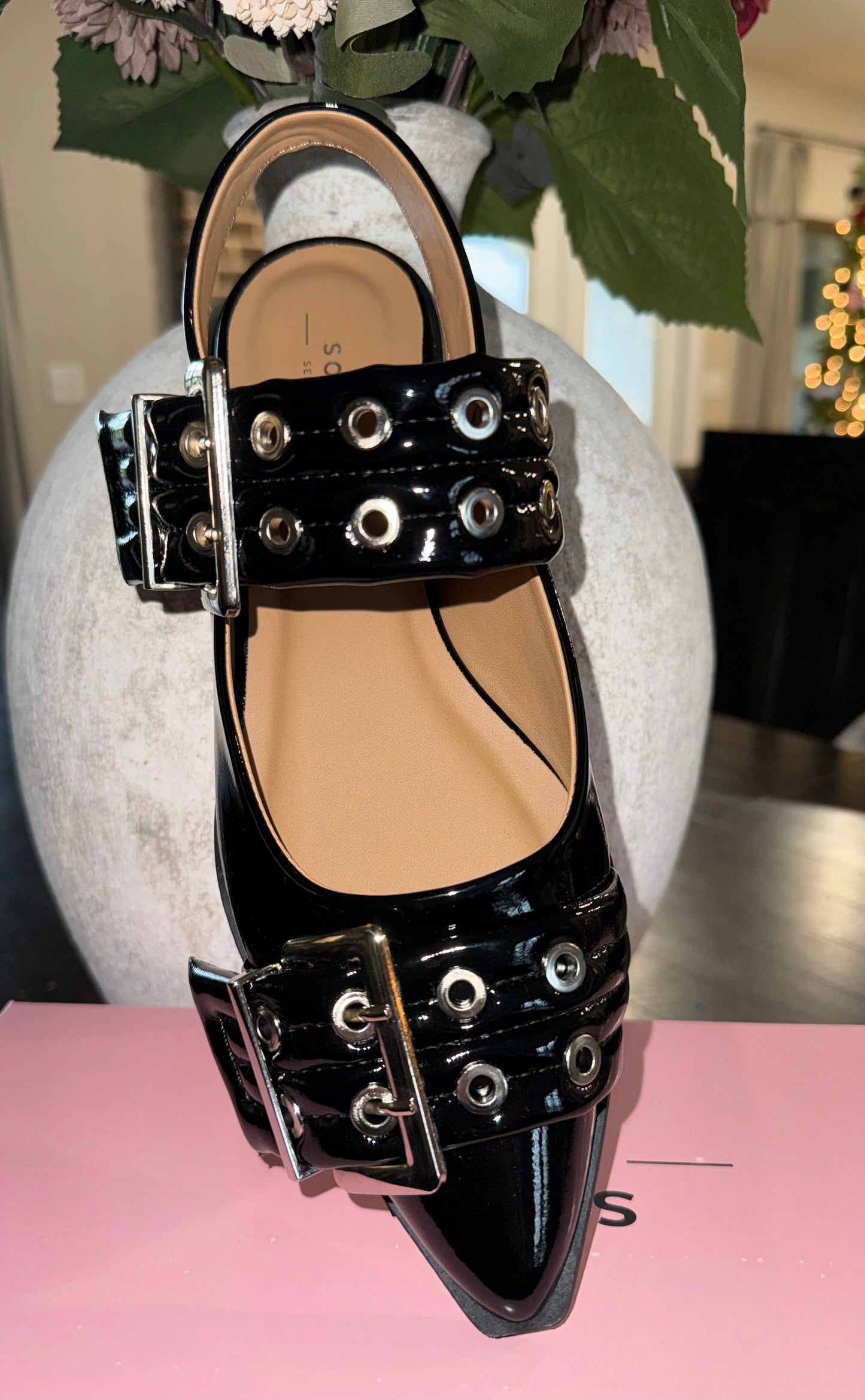 CCOCCI Padded Eyelet Belt Strap Slingback Flats