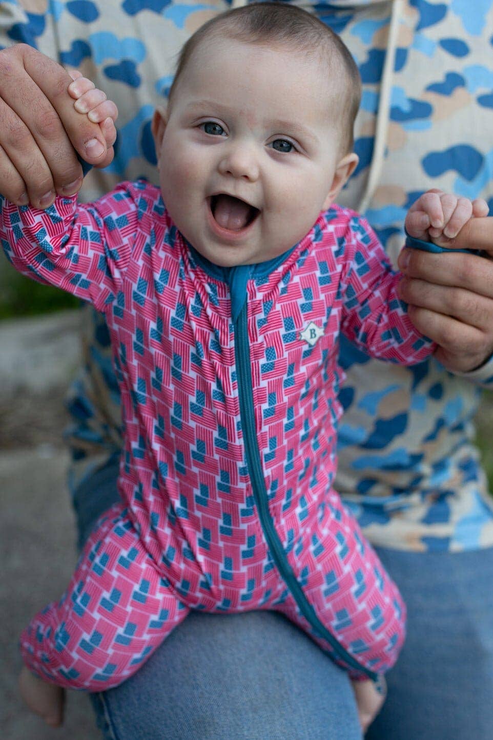 BURLEBO - Baby Zip Up - American Flags Print