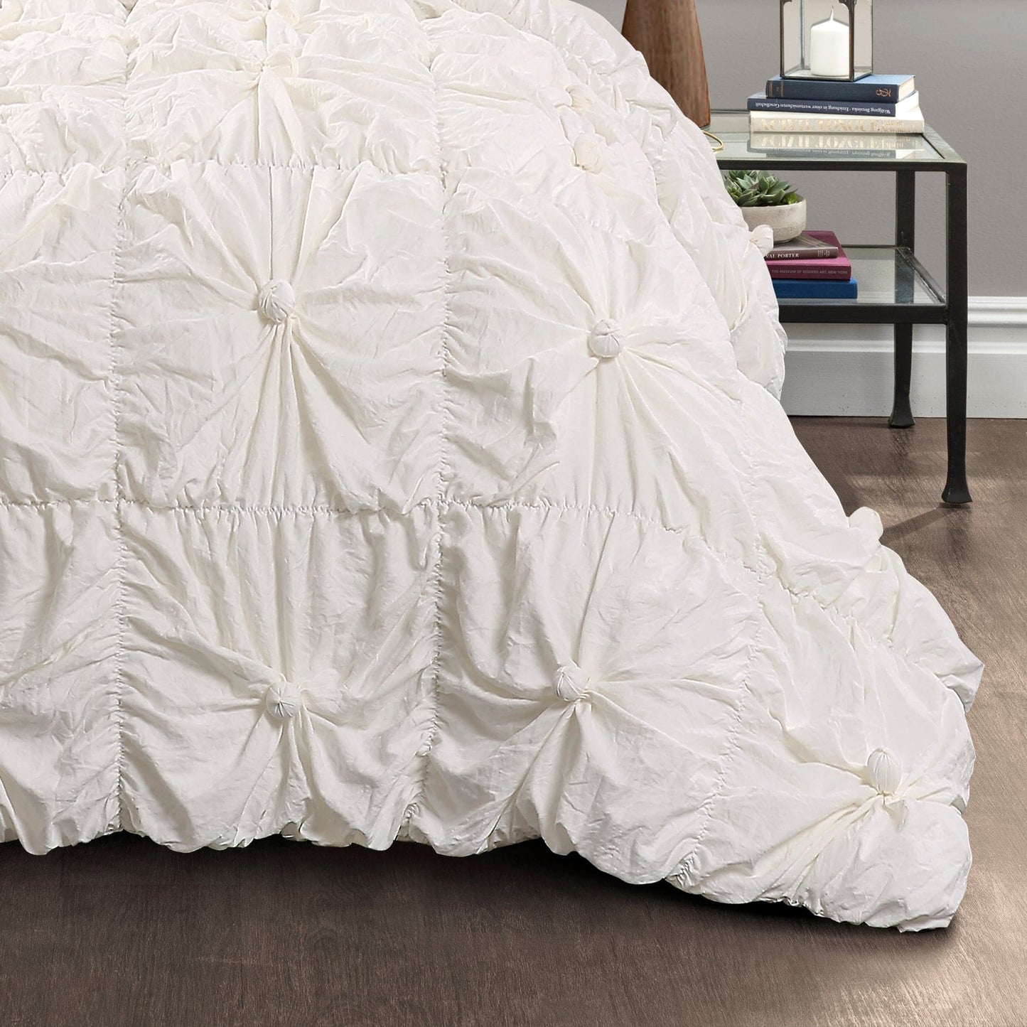 Bella 3 Piece Comforter Set