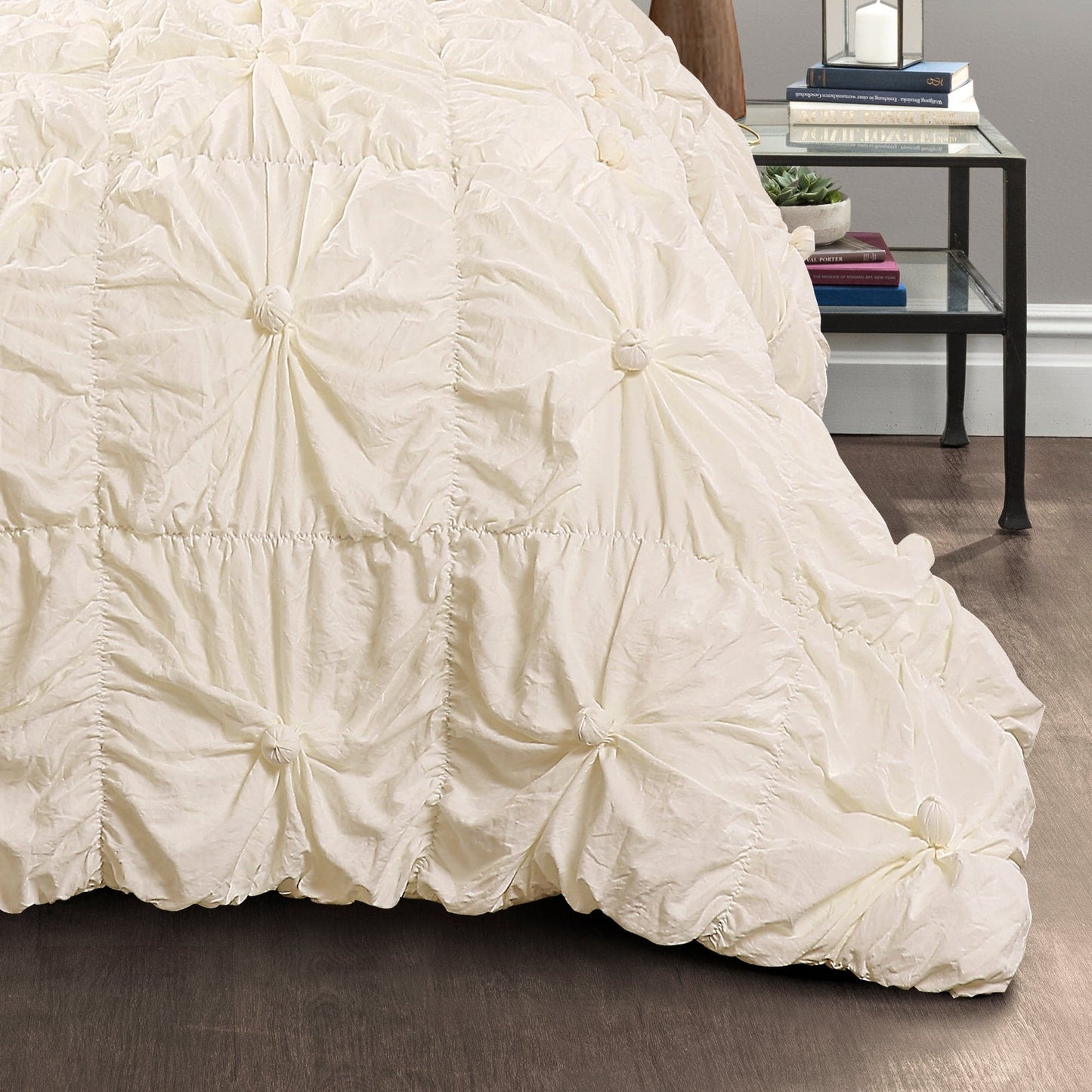 Bella 3 Piece Comforter Set