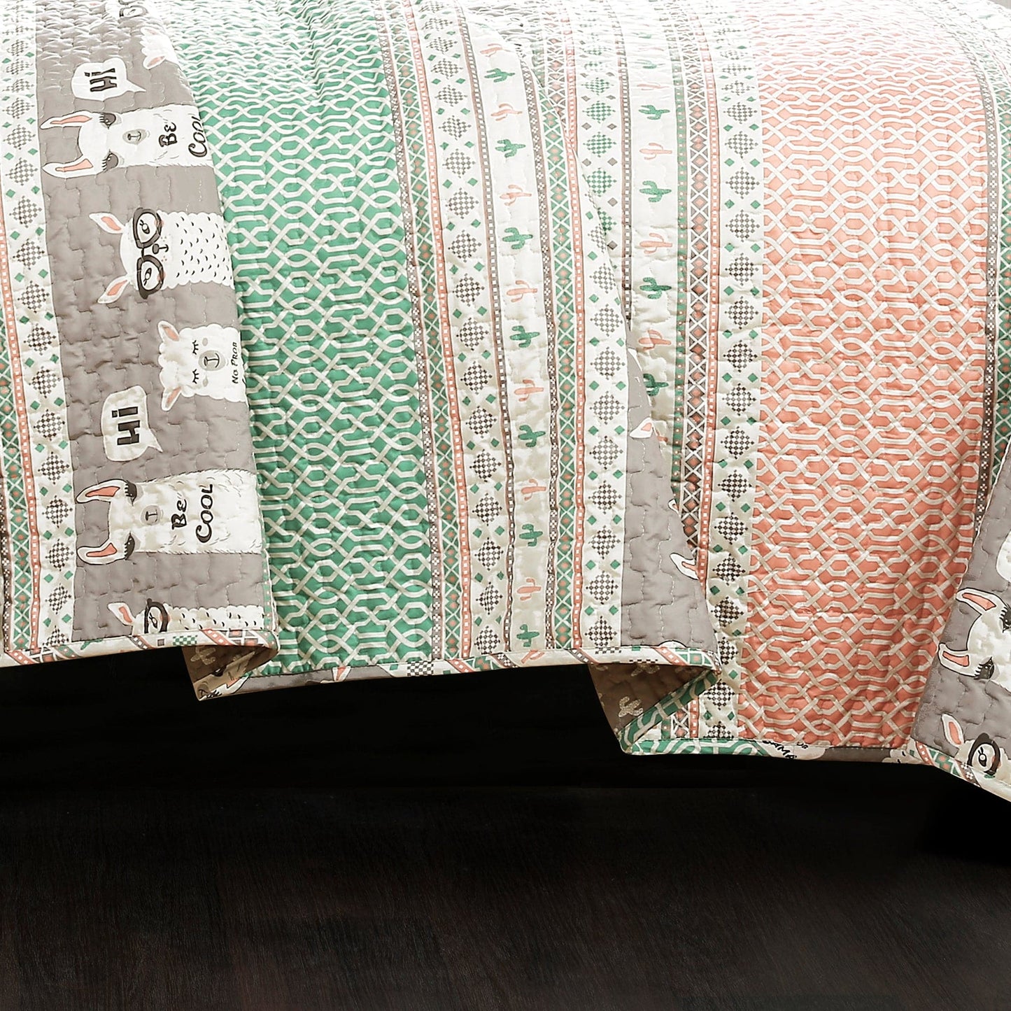 Llama Stripe Quilt Set