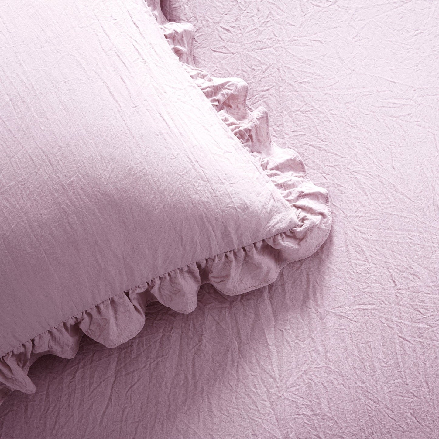 Allison Ruffle Skirt Bedspread Set