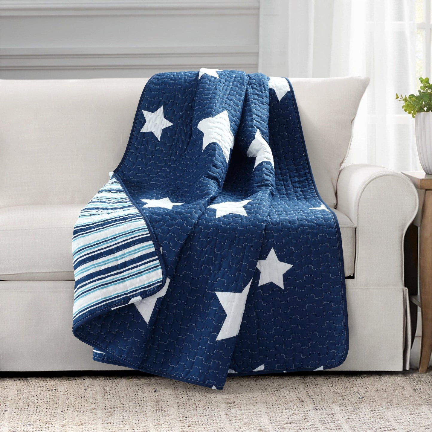 Star Reversible Cotton Throw