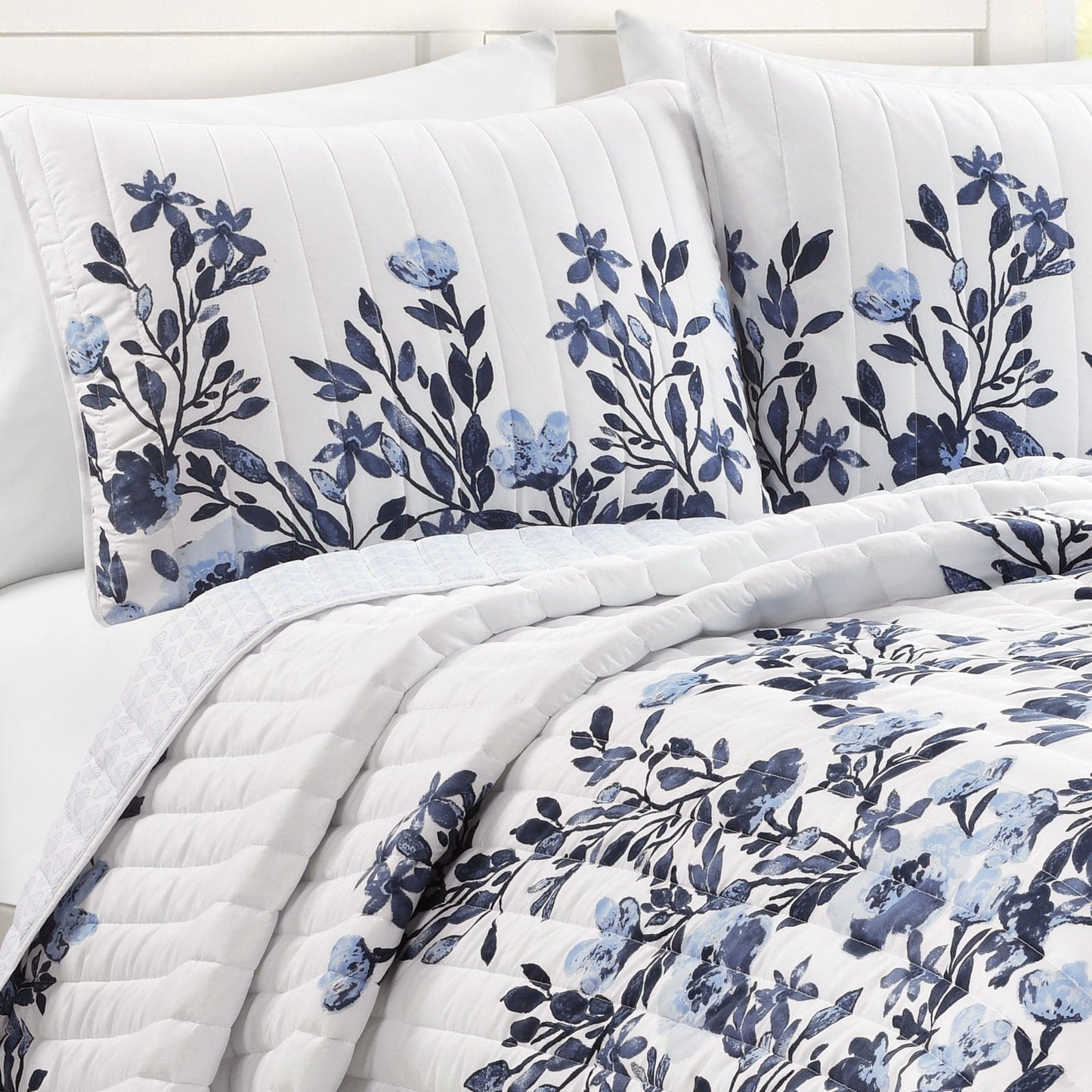 Tanisha Reversible Quilt 3 Piece Set