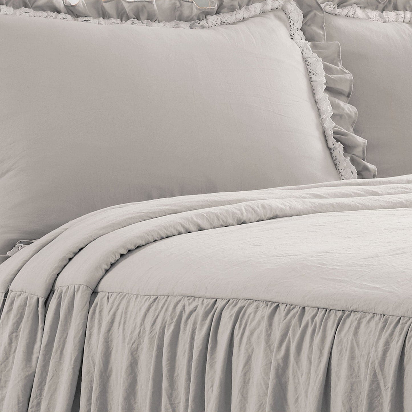 Ella Ruffle Lace 3 Piece Bedspread Set