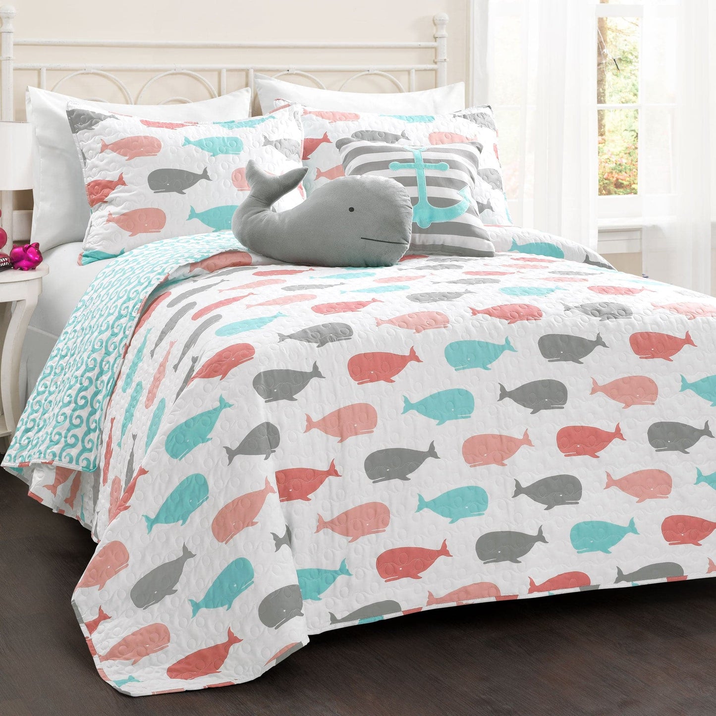 Whale Quilt 4 Piece Set Twin Size