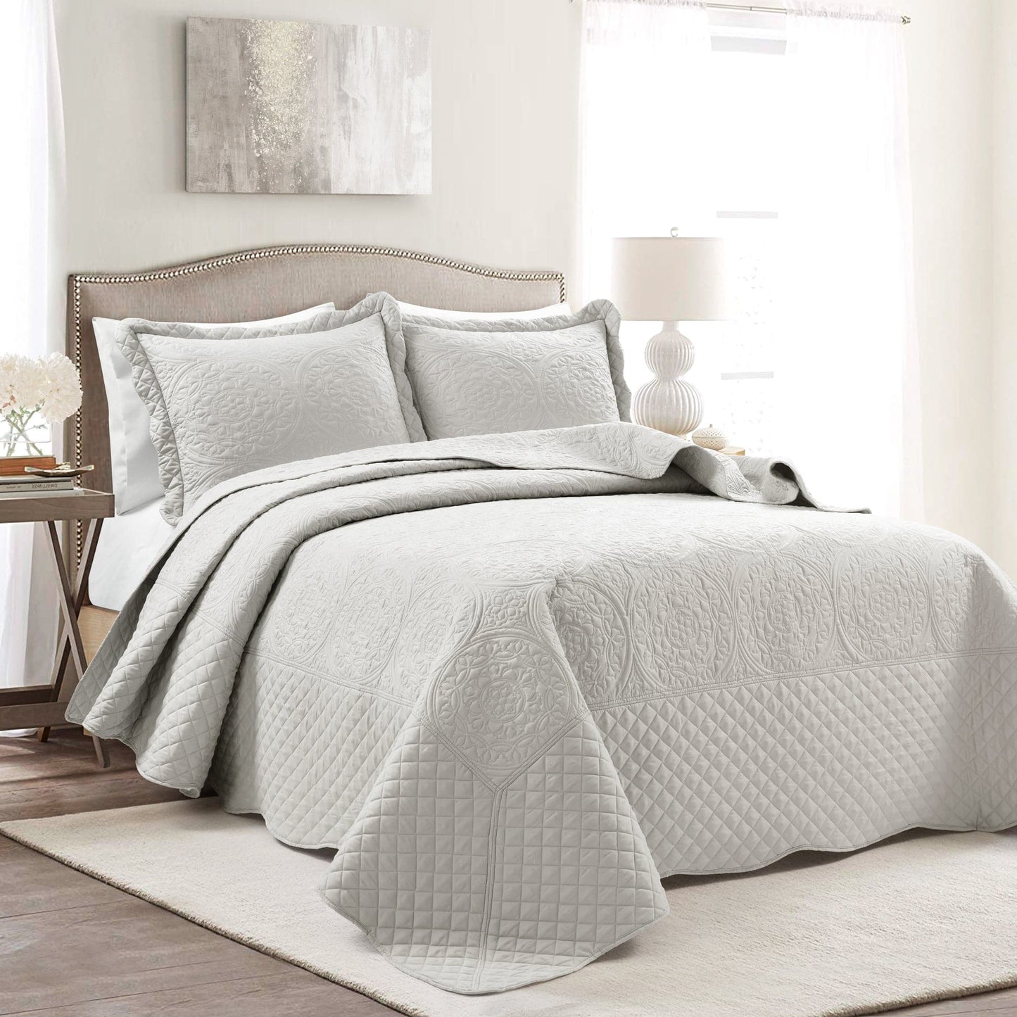 Medallion Scalloped Edge Oversized Bedspread Set