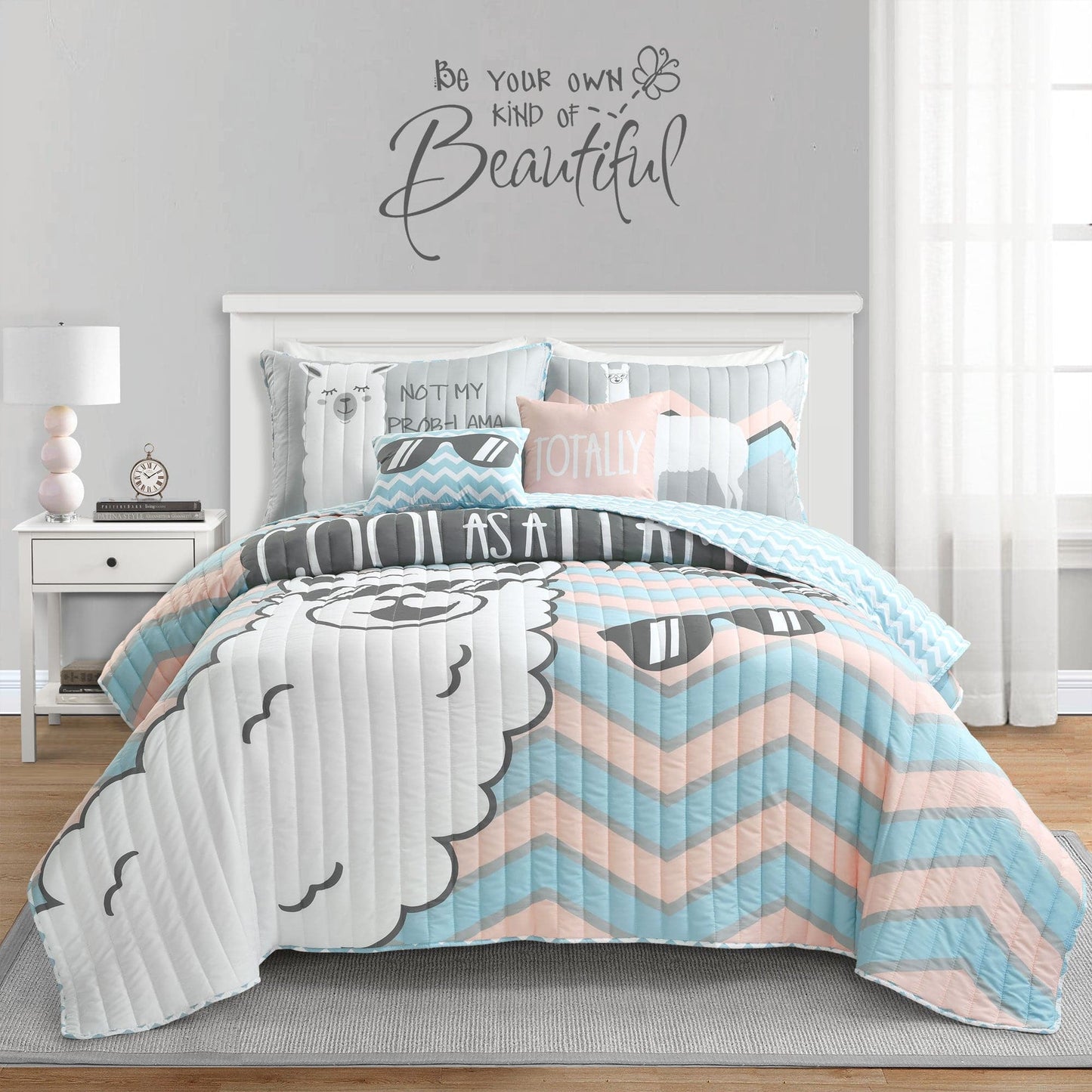 Cool As Llama Reversible Quilt Set