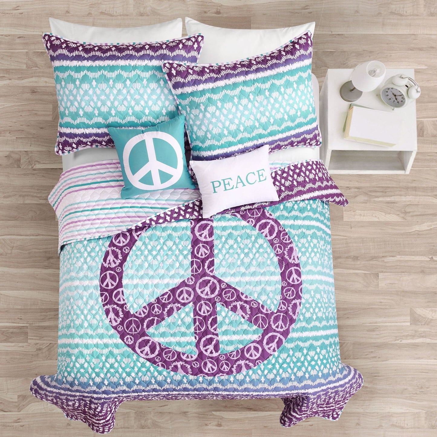 Peace Ombre Reversible Quilt Set