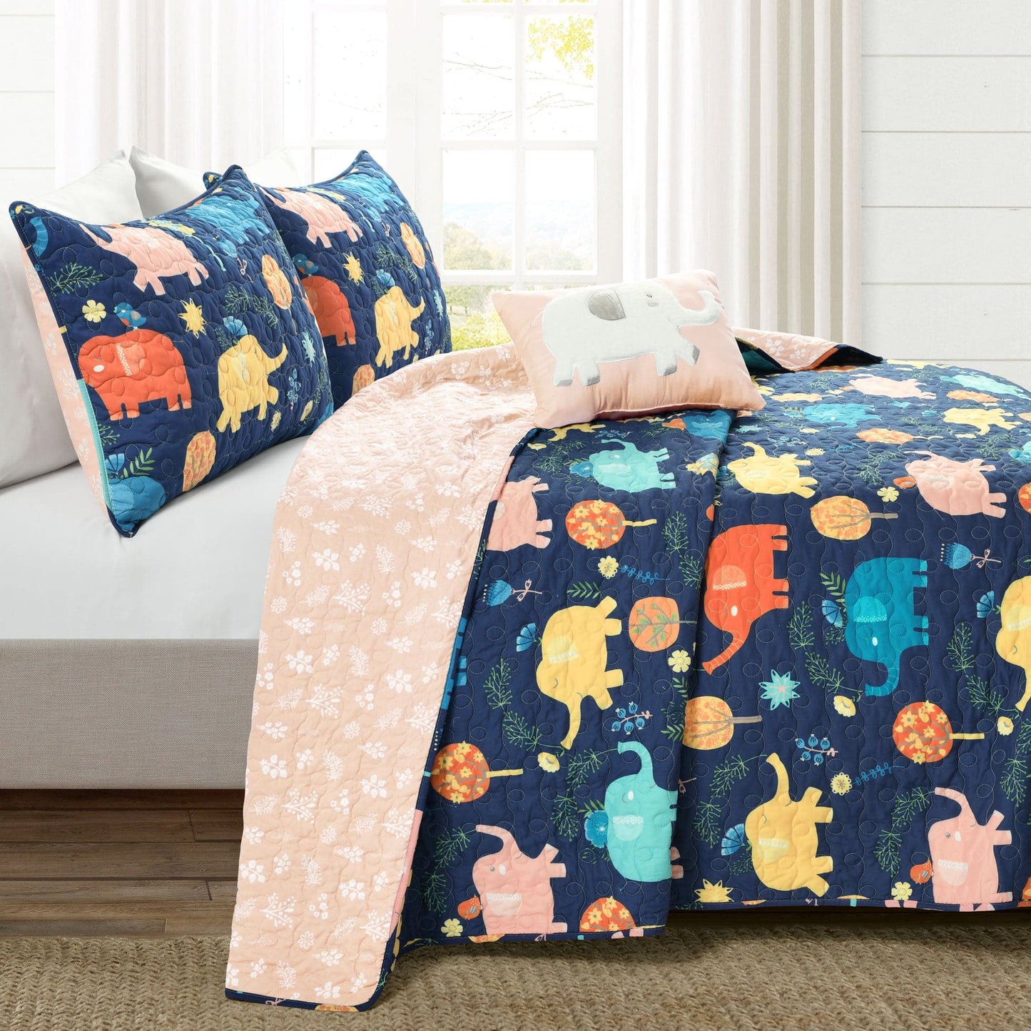 Hygge Elephant Quilt Set