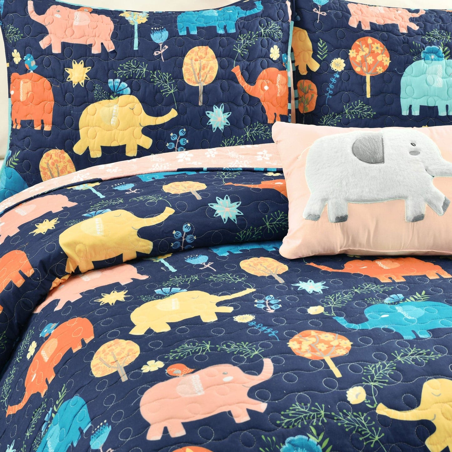 Hygge Elephant Quilt Set