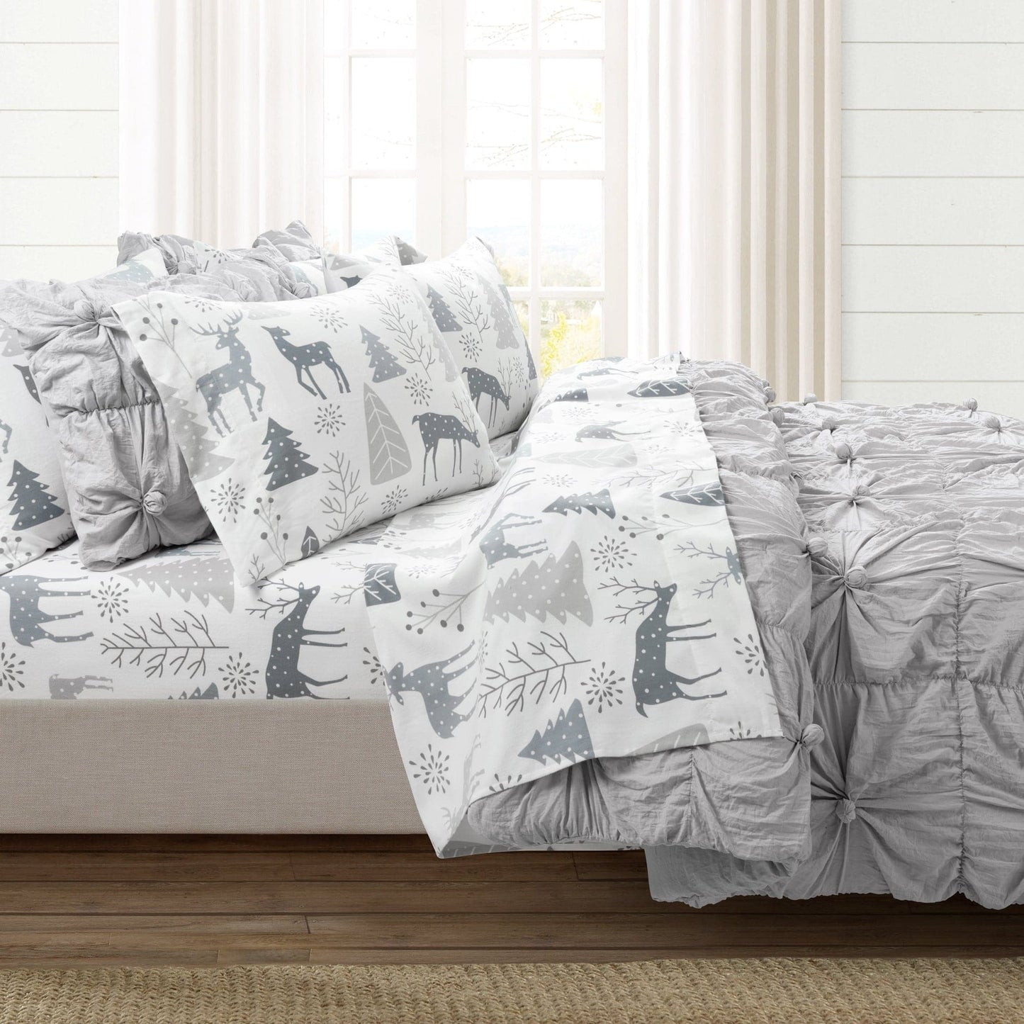 Wonderland Soft Flannel Sheet Set