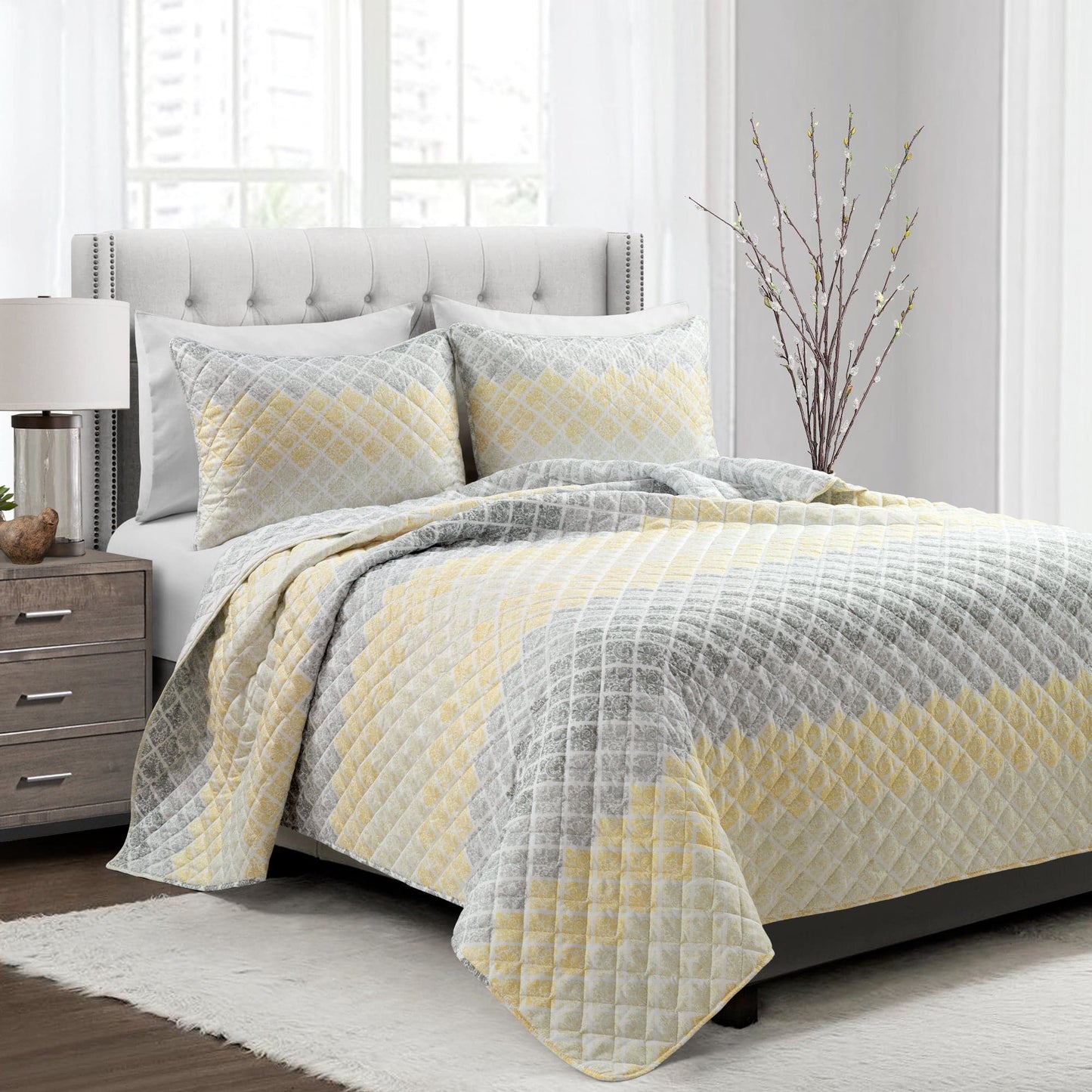 Medallion Ombre Reversible Quilt 3 Piece Set