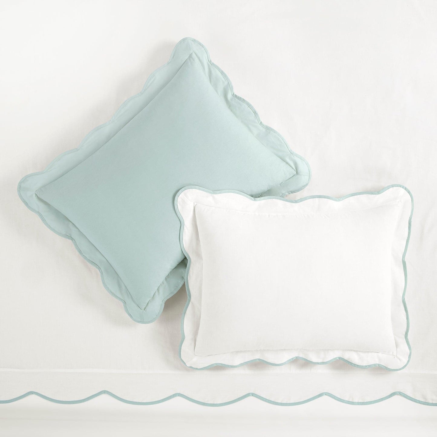 Coastal Chic Scalloped Edge 100% Cotton Reversible Duvet Cover Set