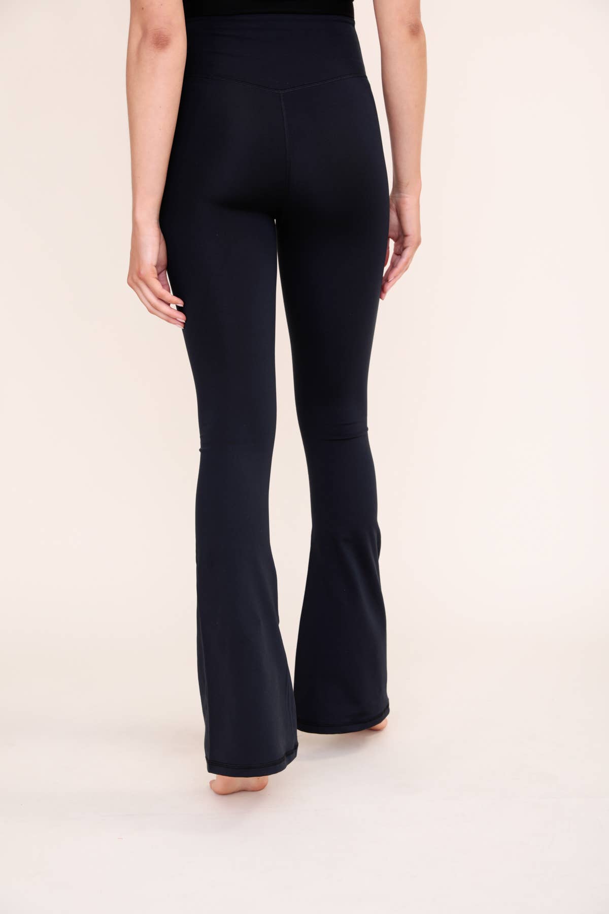 Mono B - Venice Crossover Waist Yoga Pants