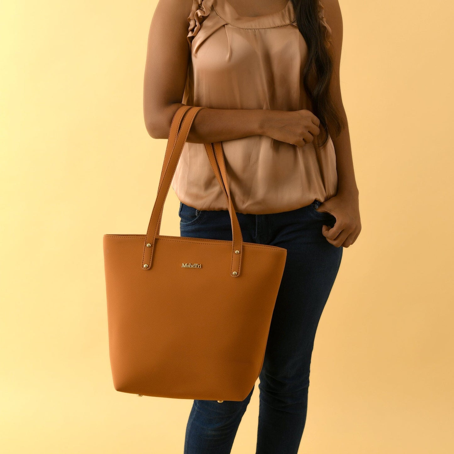 Era Vegan Leather Tote - Tan Brown