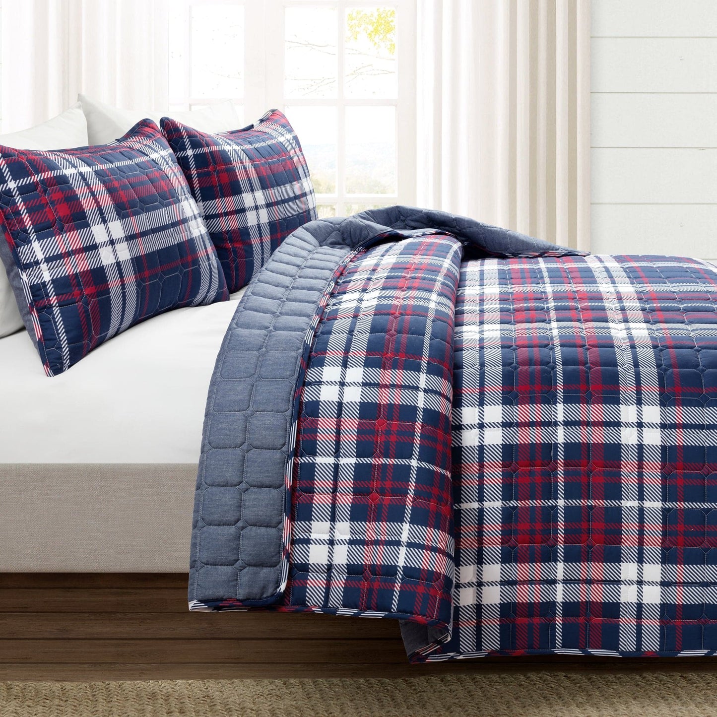 Grayson Farmhouse Plaid Reversible Quilt Set