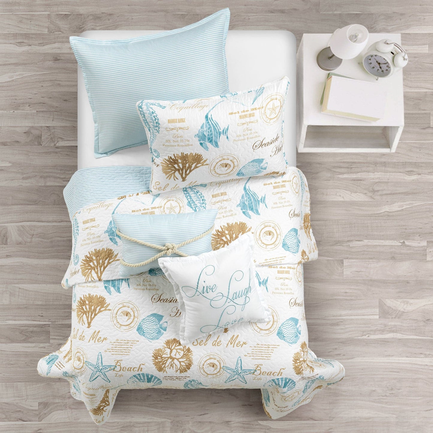 Harbor Life Reversible Quilt Set