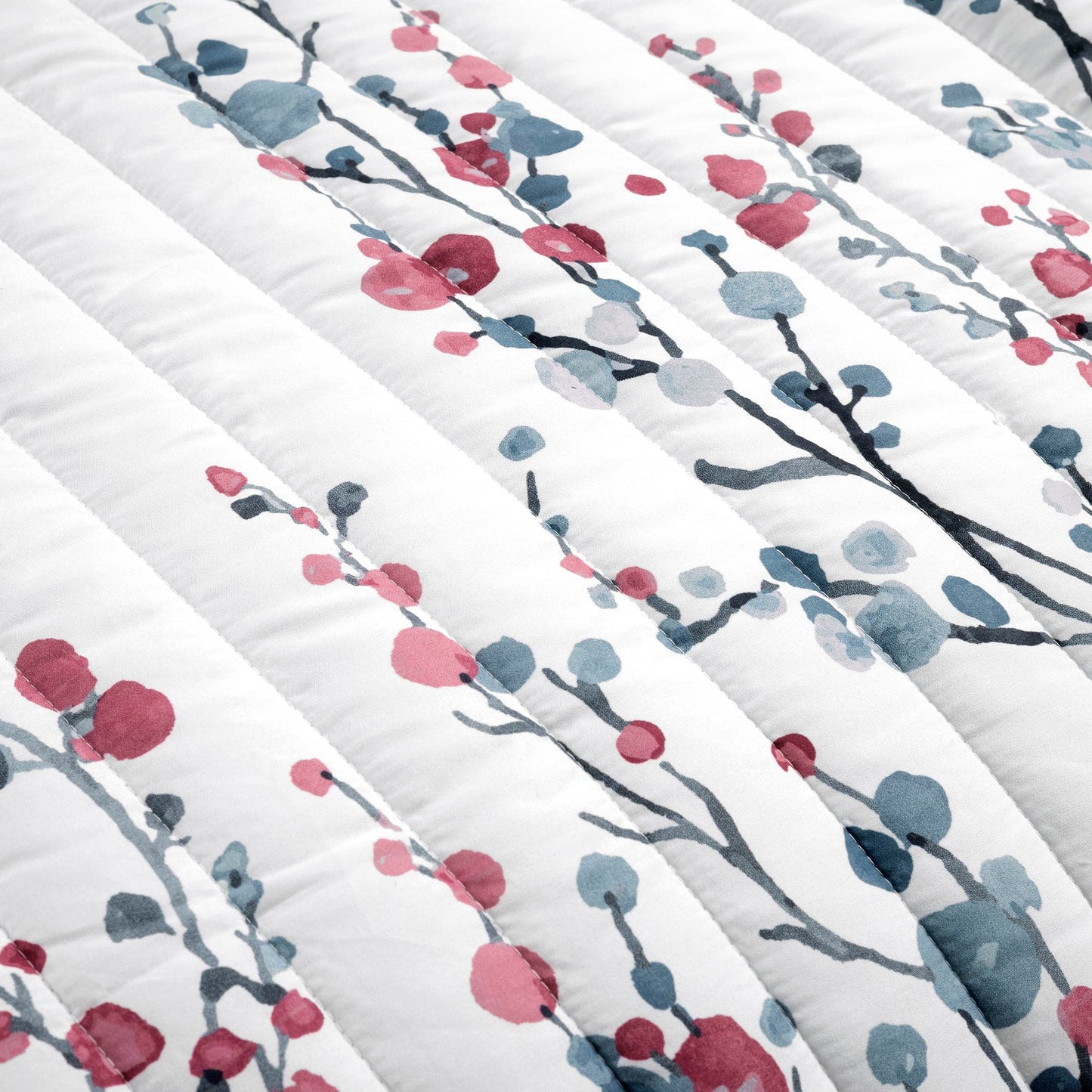 Mirabelle Watercolor Floral Reversible 3 Piece Quilt Set