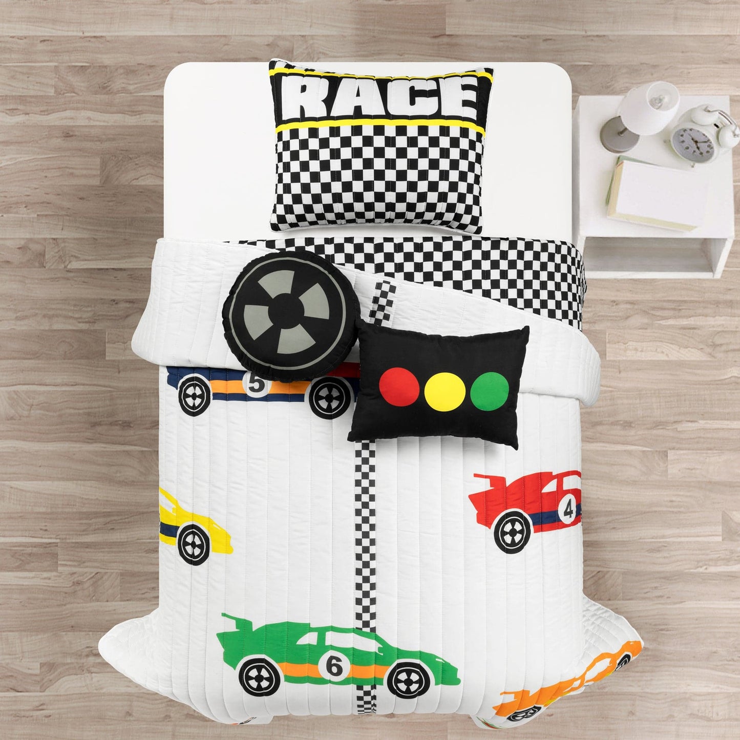 Racing Cars Quilt Set