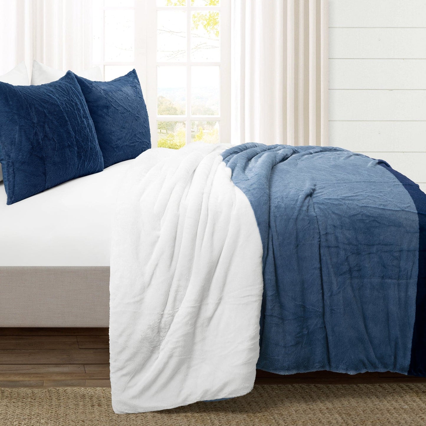 Farmhouse Color Block Ultra Soft Faux Fur Comforter Set