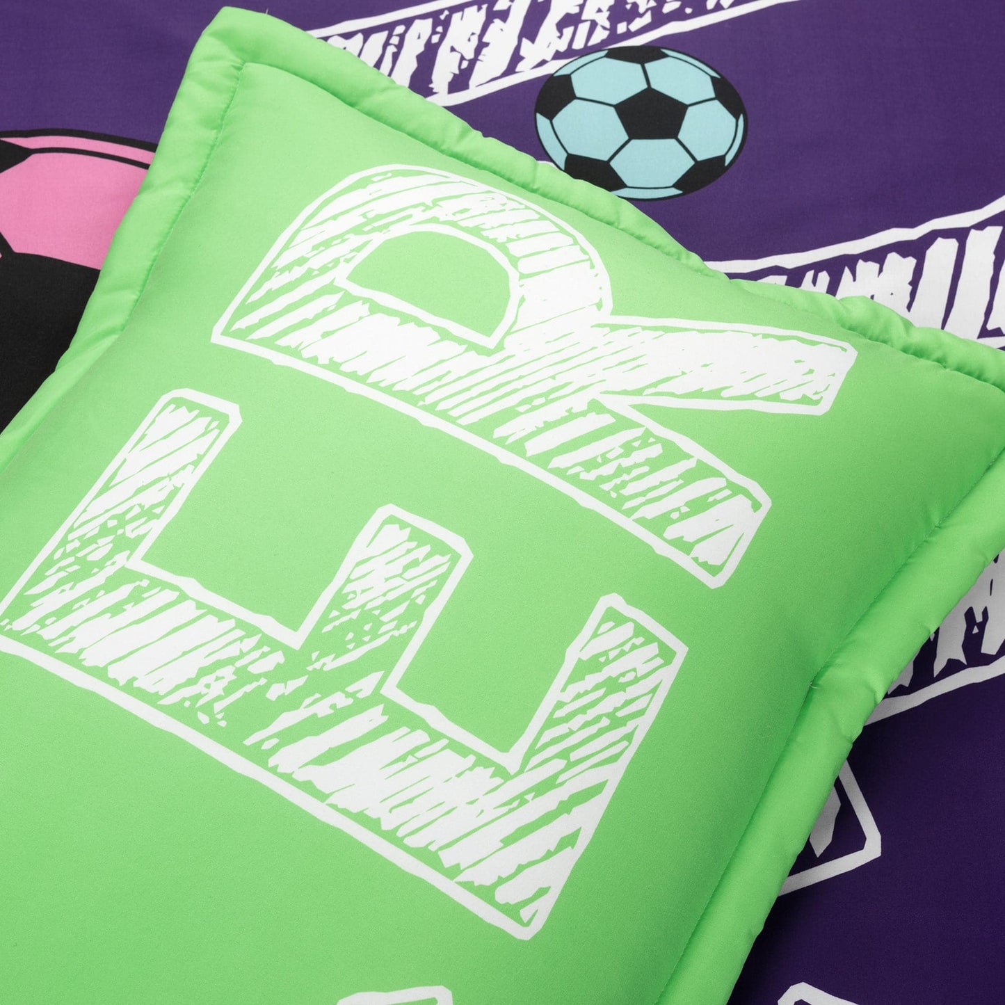 Girls Soccer Kick Comforter Set