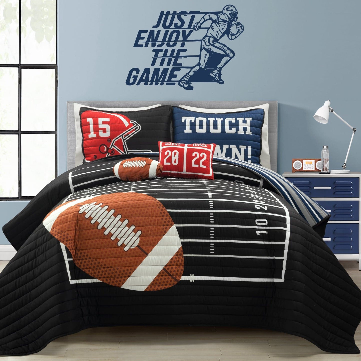 American Football Reversible Quilt Set