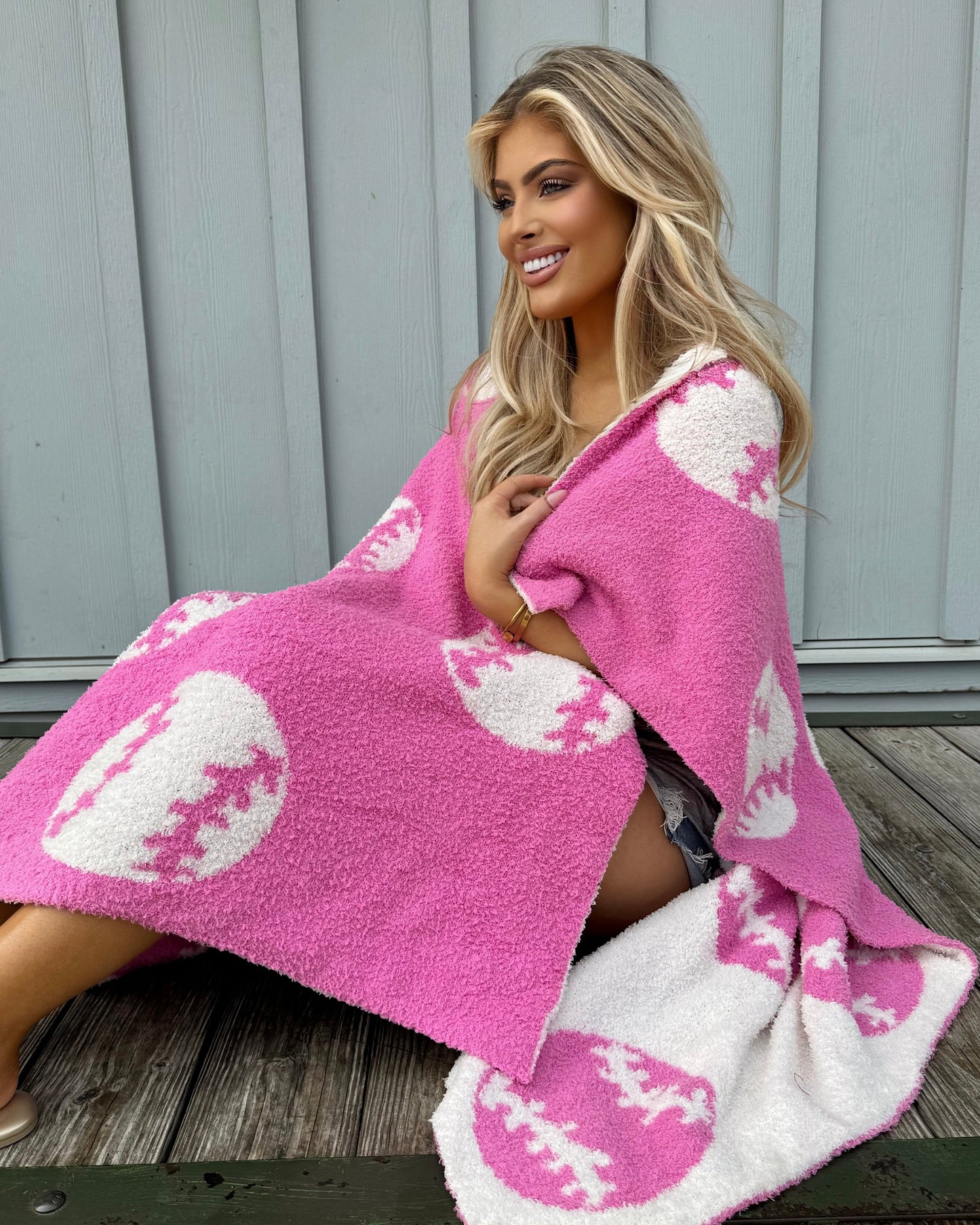 Baseball/Softball Hot Pink Cozy Plush Blanket