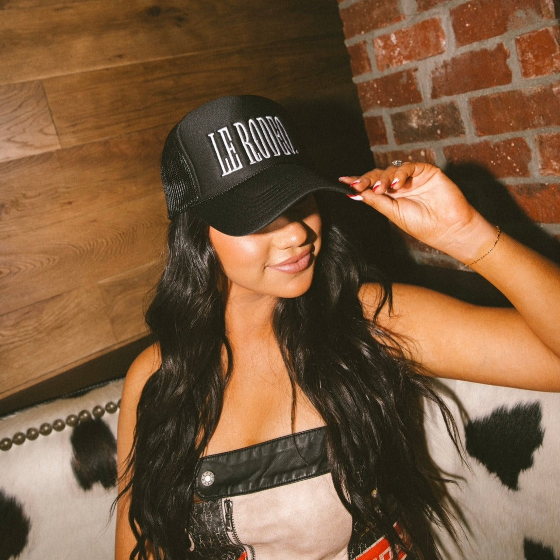 LE RODEO. Trucker Hat - Black