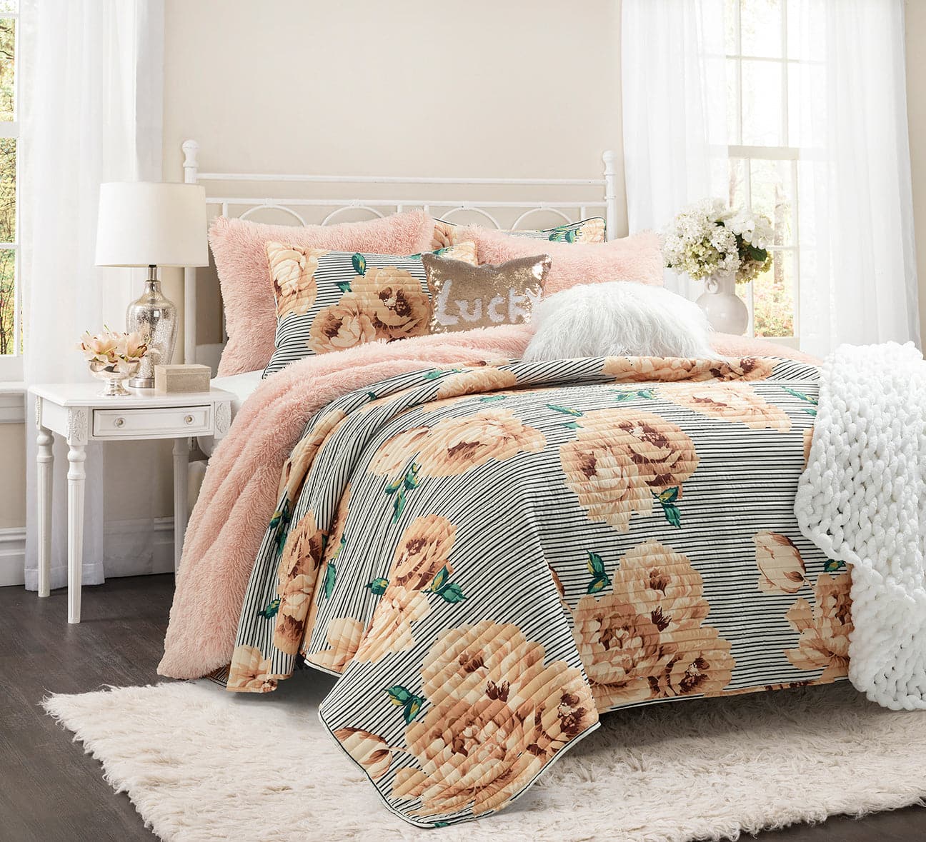 Emma Faux Fur Comforter Set