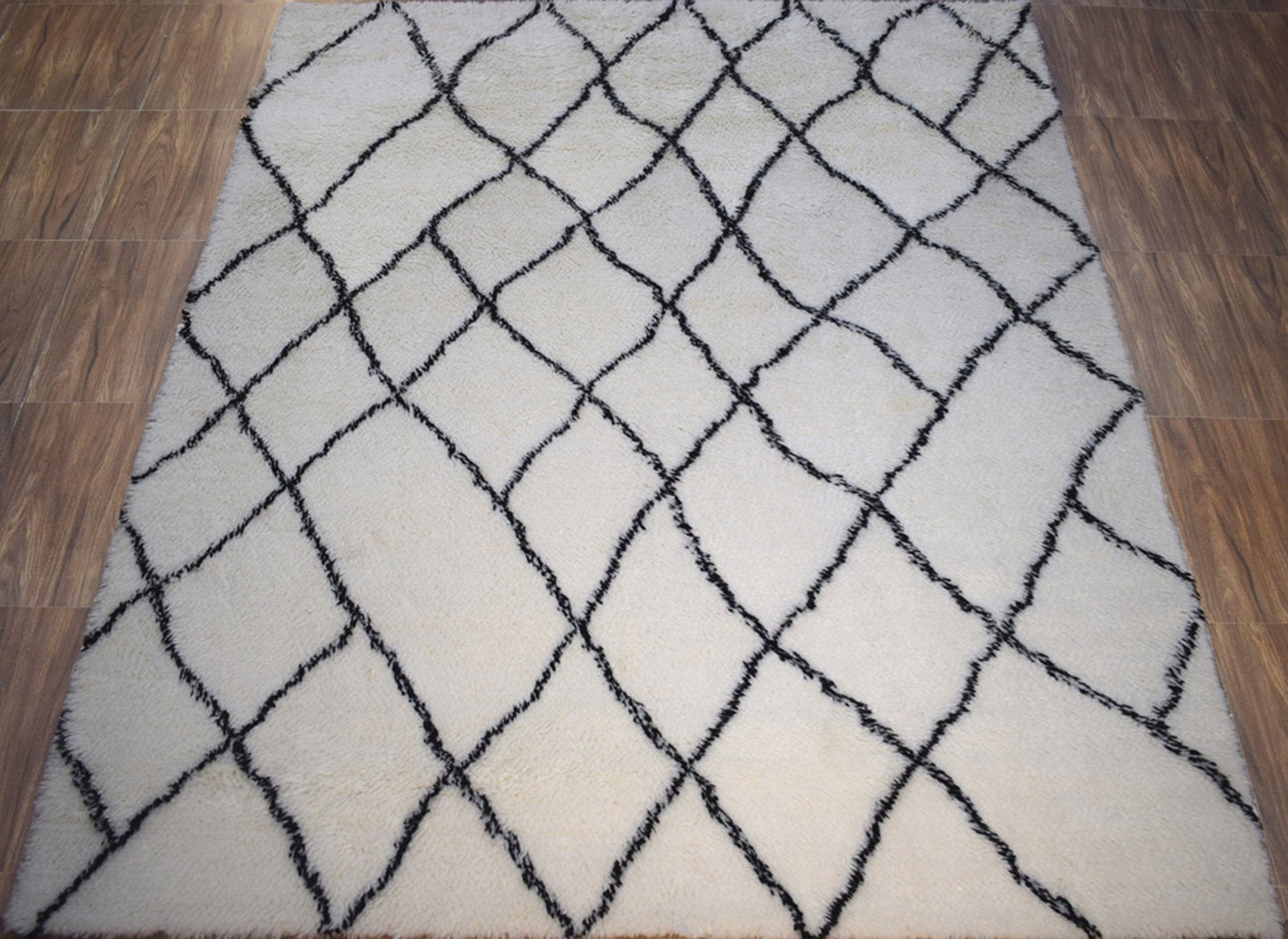 4x6, 5x8 and 8x10 Moroccan Area Rug | White and Black Handmade Rug | TRD2373