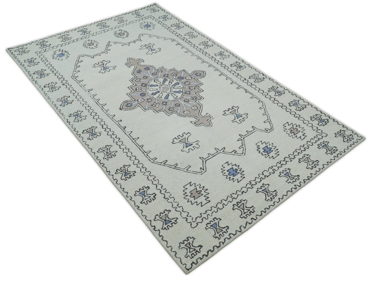 5x8, 6x9, 8x10 and 9x12 Ivory and Peach Persian Style Antique Oriental Tribal Hand Tufted Wool Area Rug |  TRI3