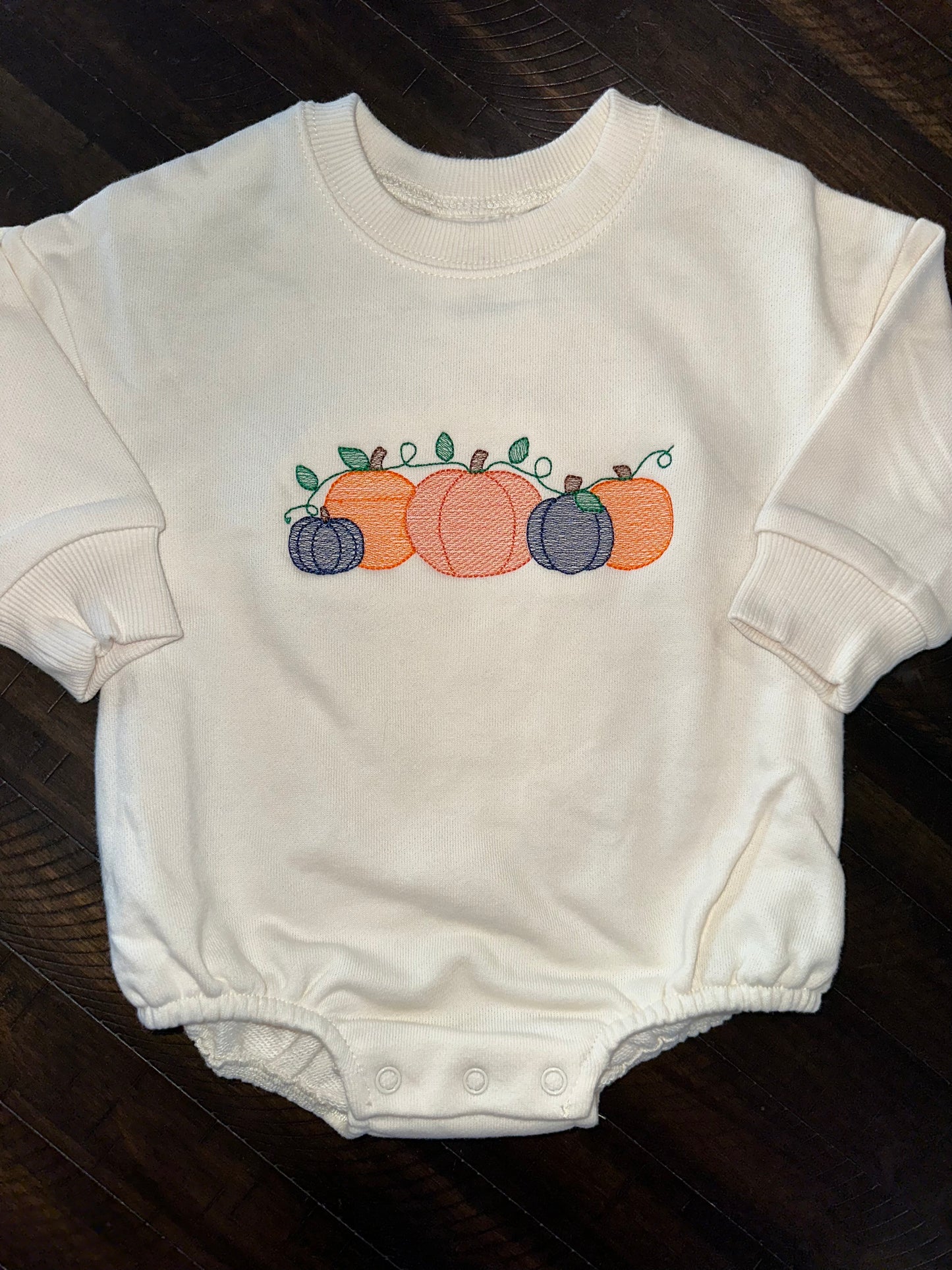 Ivory Navy Pumpkin Vines Crewneck Bubble