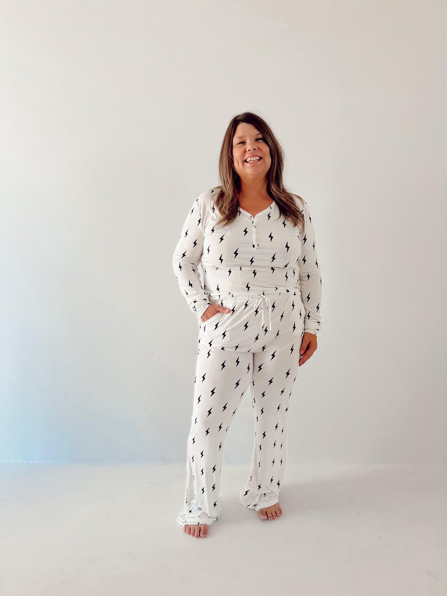 White & Black  Lightning Bolt | Women's Bamboo Pajamas