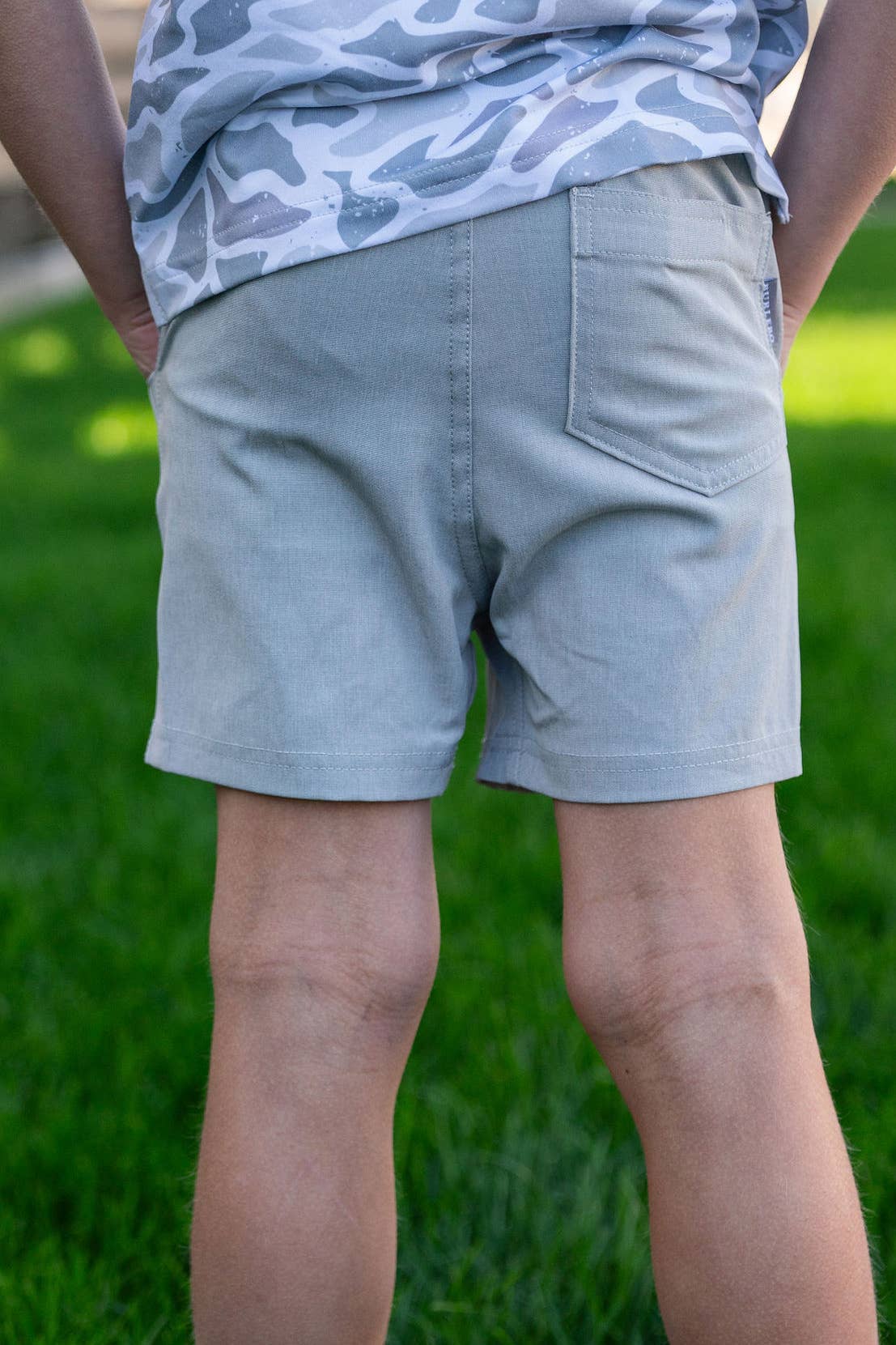 BURLEBO - Youth Athletic Short - Light Grey - Mayan Liner