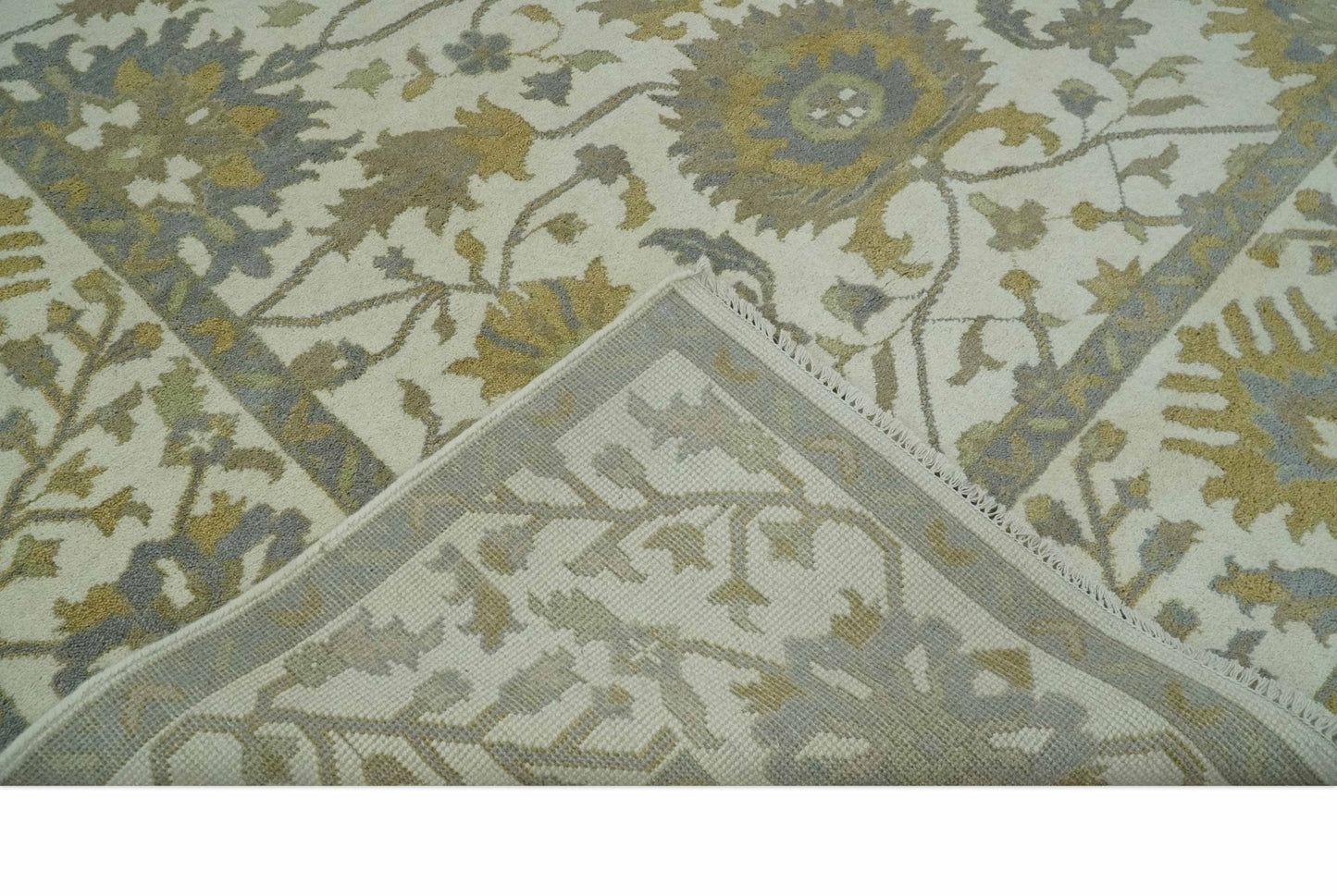 8.6x10 Ivory, Beige and Charcoal Hand Knotted Heriz Serapi Floral Area Rug | TRDCP1186810