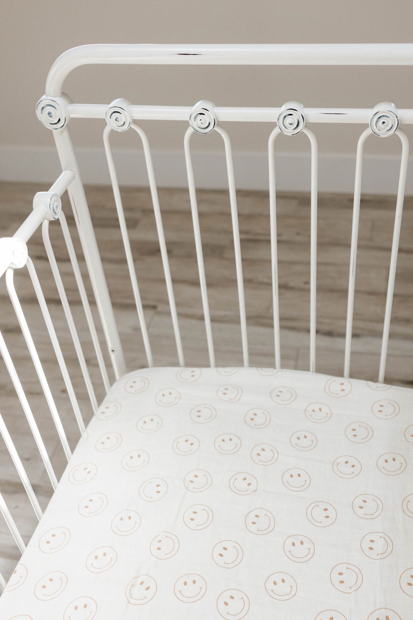 Just Smile Ivory | Crib Sheet