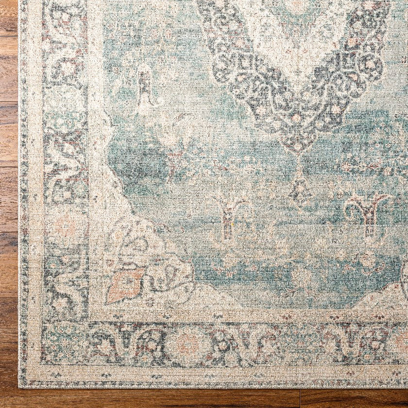 Bryttany Traditional Ivory/Slate Area Rug