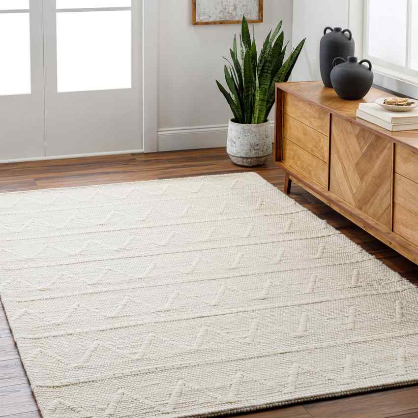 Jobe Cottage Ivory Area Rug