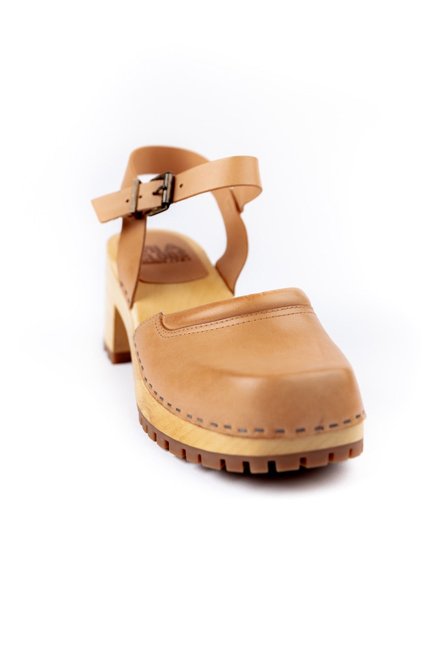 MIA Kaolin Clogs