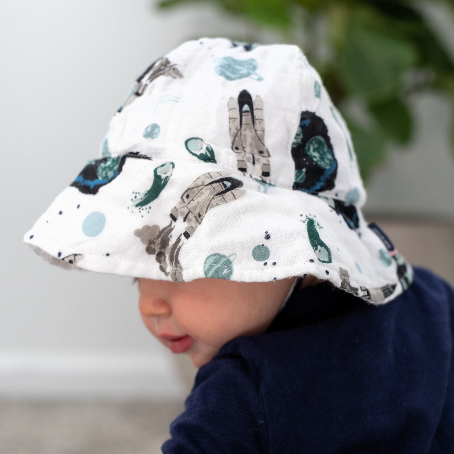 Space Oh So Soft Muslin Sun Hat