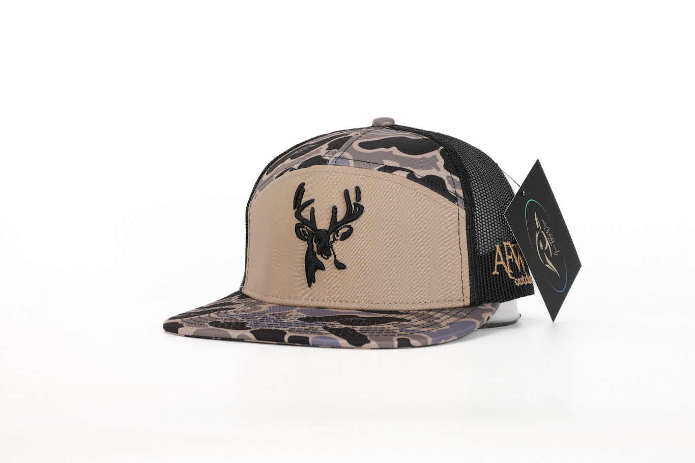 Deer 7 Panel Hardwoods II AFW Style w- 3 D Puff and Black Mesh