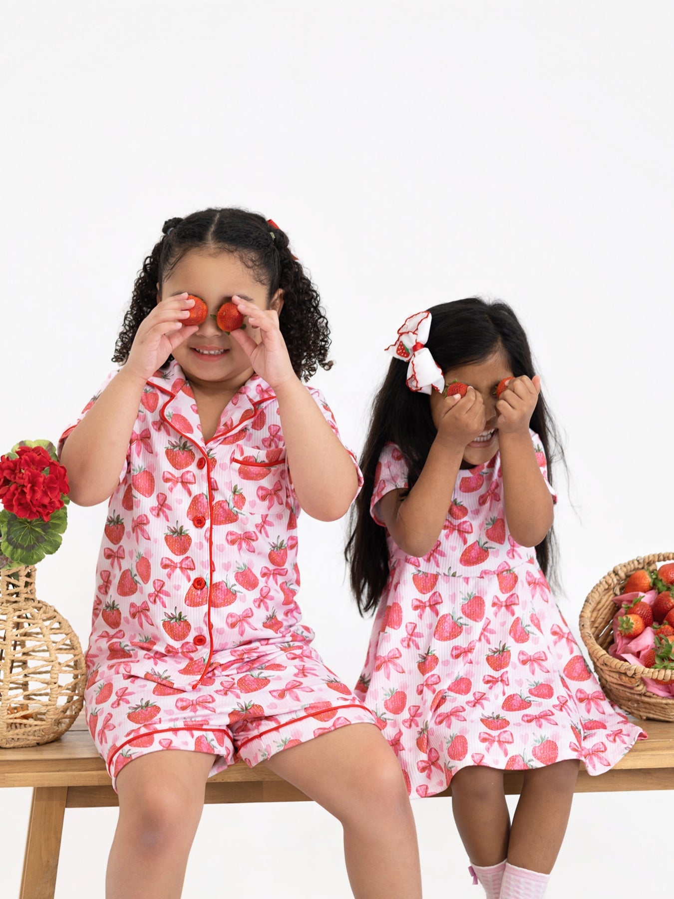 Spring Strawberry Bow Short Sleeve Shorts Pajama Set
