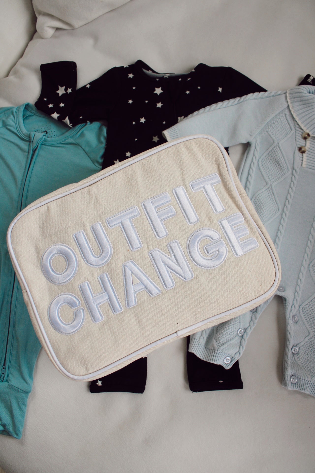 Outfit Change XL - Canvas