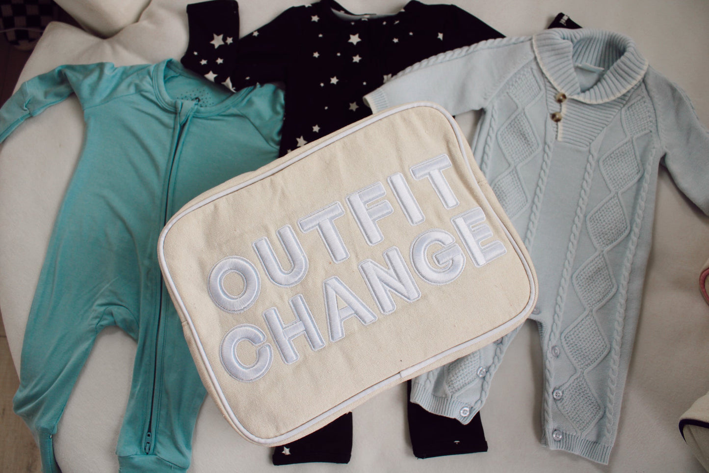 Outfit Change XL - Canvas