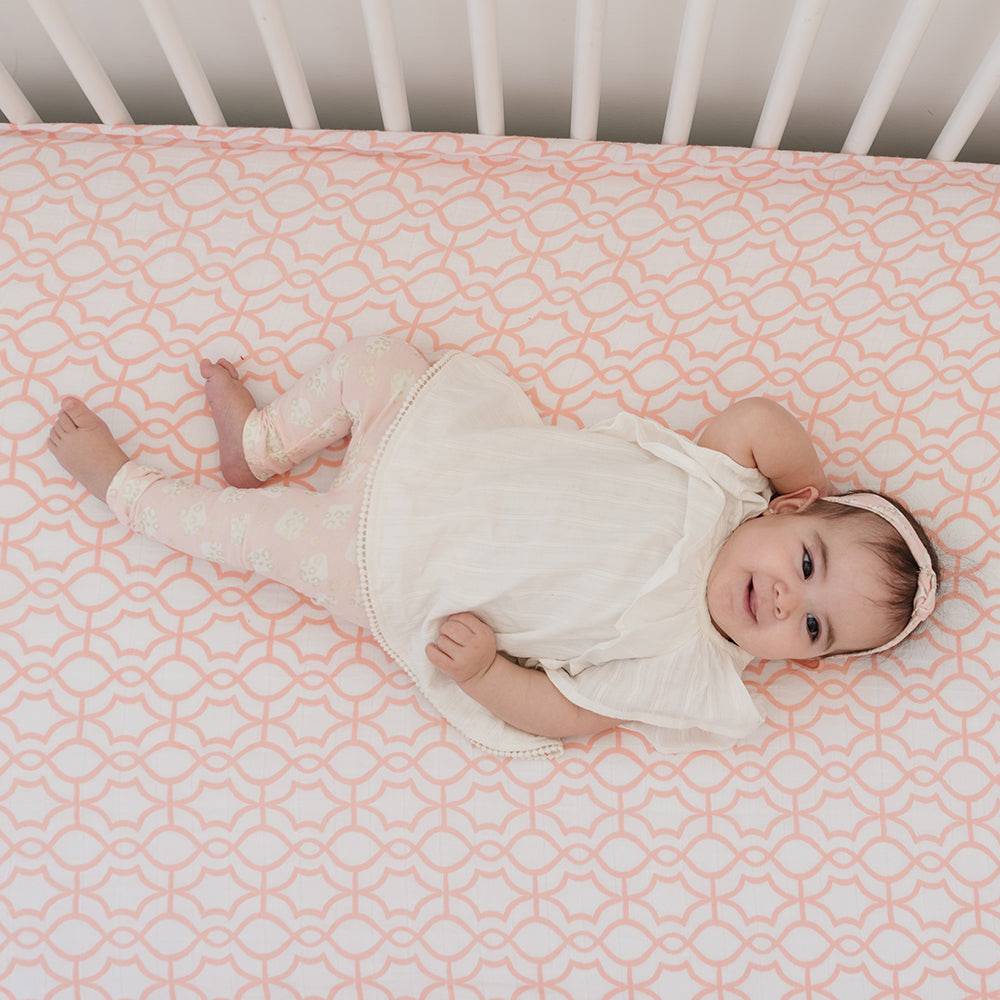 Trellis Classic Muslin Crib Sheet