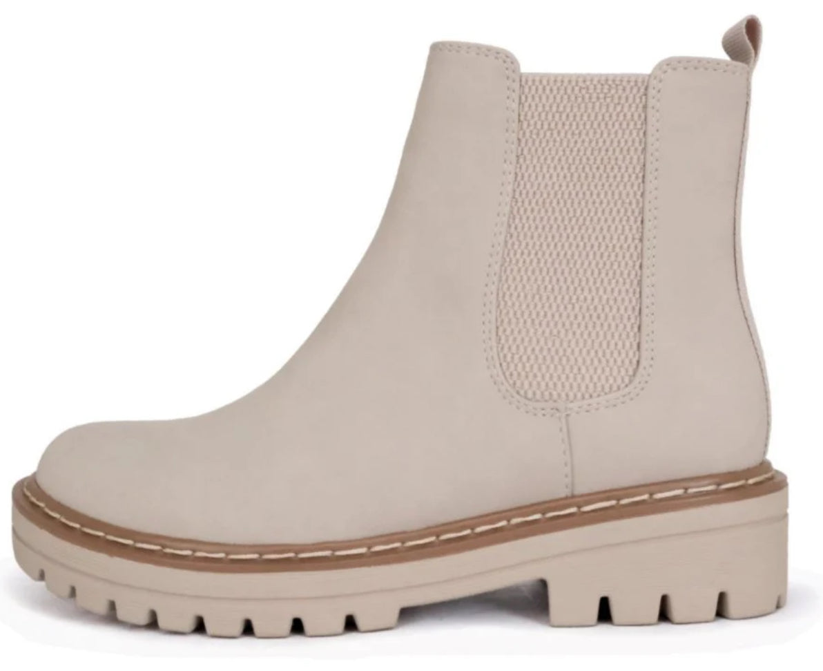 Paden Sand Chelsea Boots