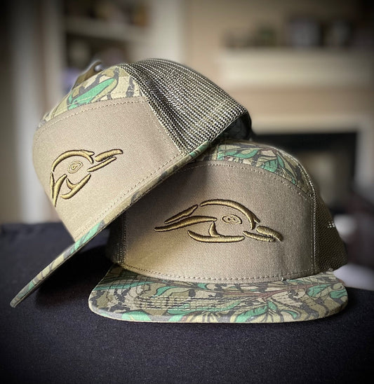 Mossy Oak Greenleaf & Olive Duck Logo