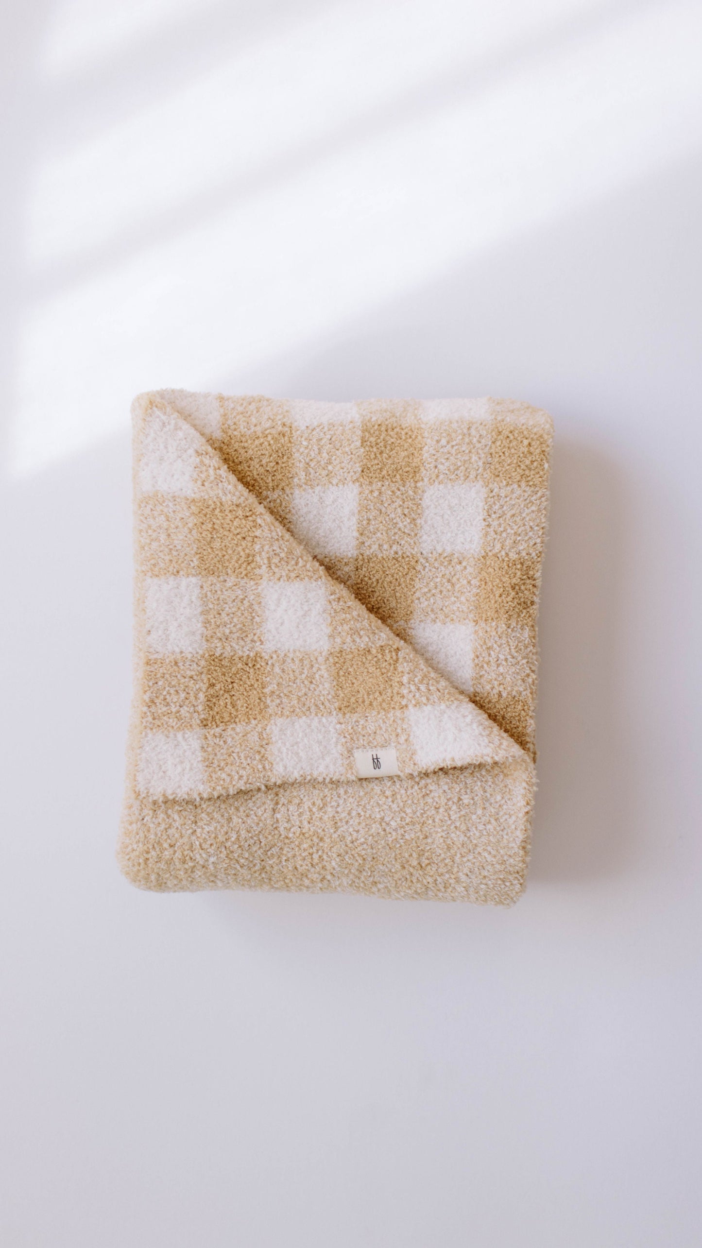 Goldie Gingham | Plush Blanket