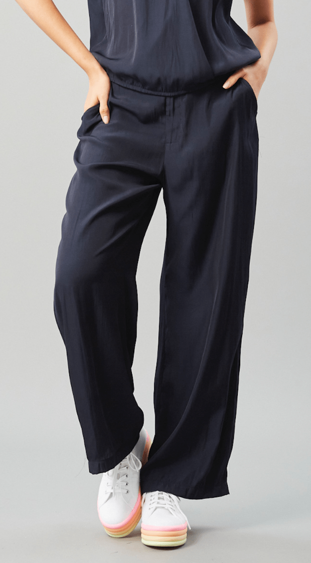 D-Satin Straight Pant